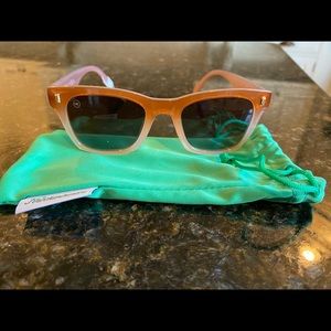 NWT Knockaround Tan Sunglasses